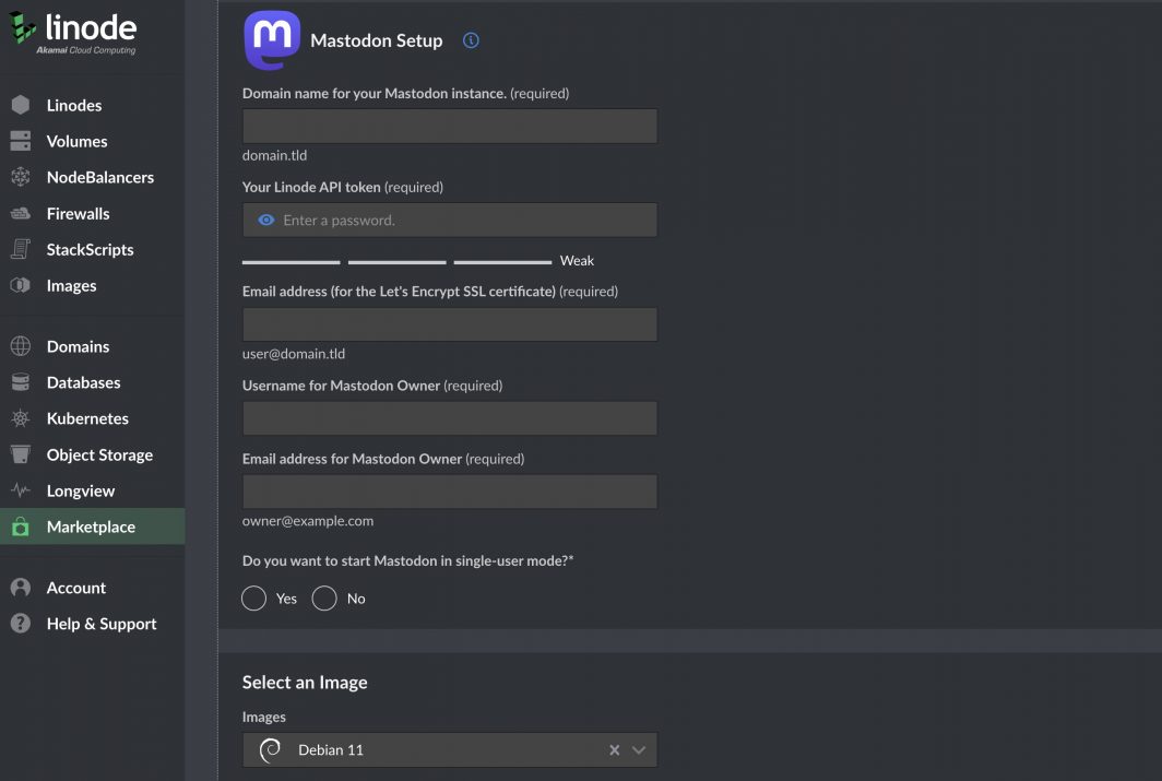 在 Linode 上部署 MastodonMarketplace 应用程序时的 Mastodon 服务器设置选项截图。(字段：域名、Linode API 标记、电子邮件地址、Mastodon 所有者的用户名、Mastodon 所有者的电子邮件地址，以及以单用户模式启动 Mastodon 的是/否选项）。